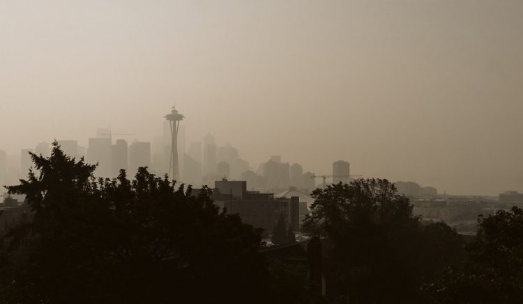 The Seattle skyline on a very smoky day